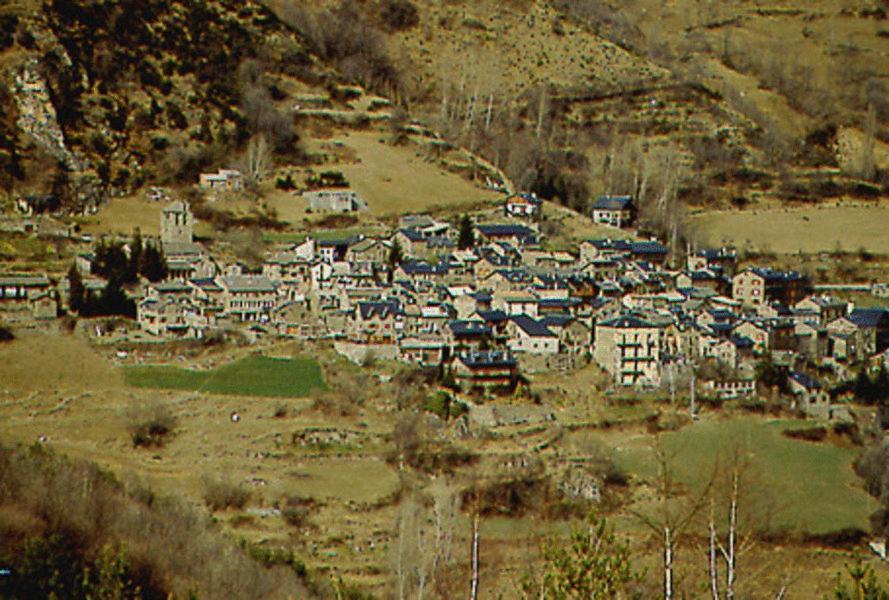 Hostal Les Roquetes Queralbs Esterno foto